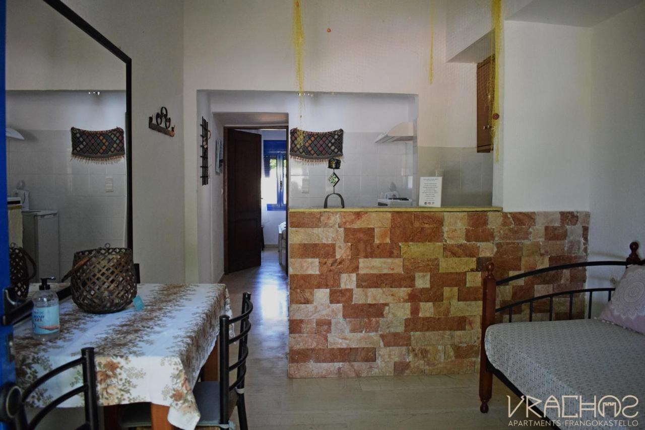 Vrachos Apartments Frangokastello Buitenkant foto